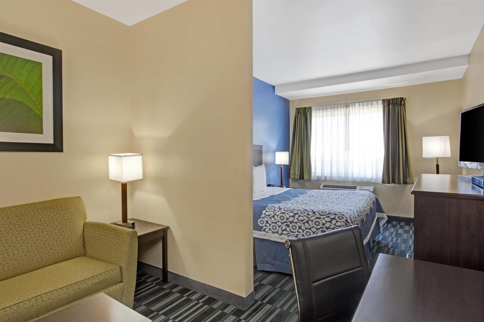 Days Inn & Suites By Wyndham Ozone Park/Jfk Airport New York Eksteriør billede
