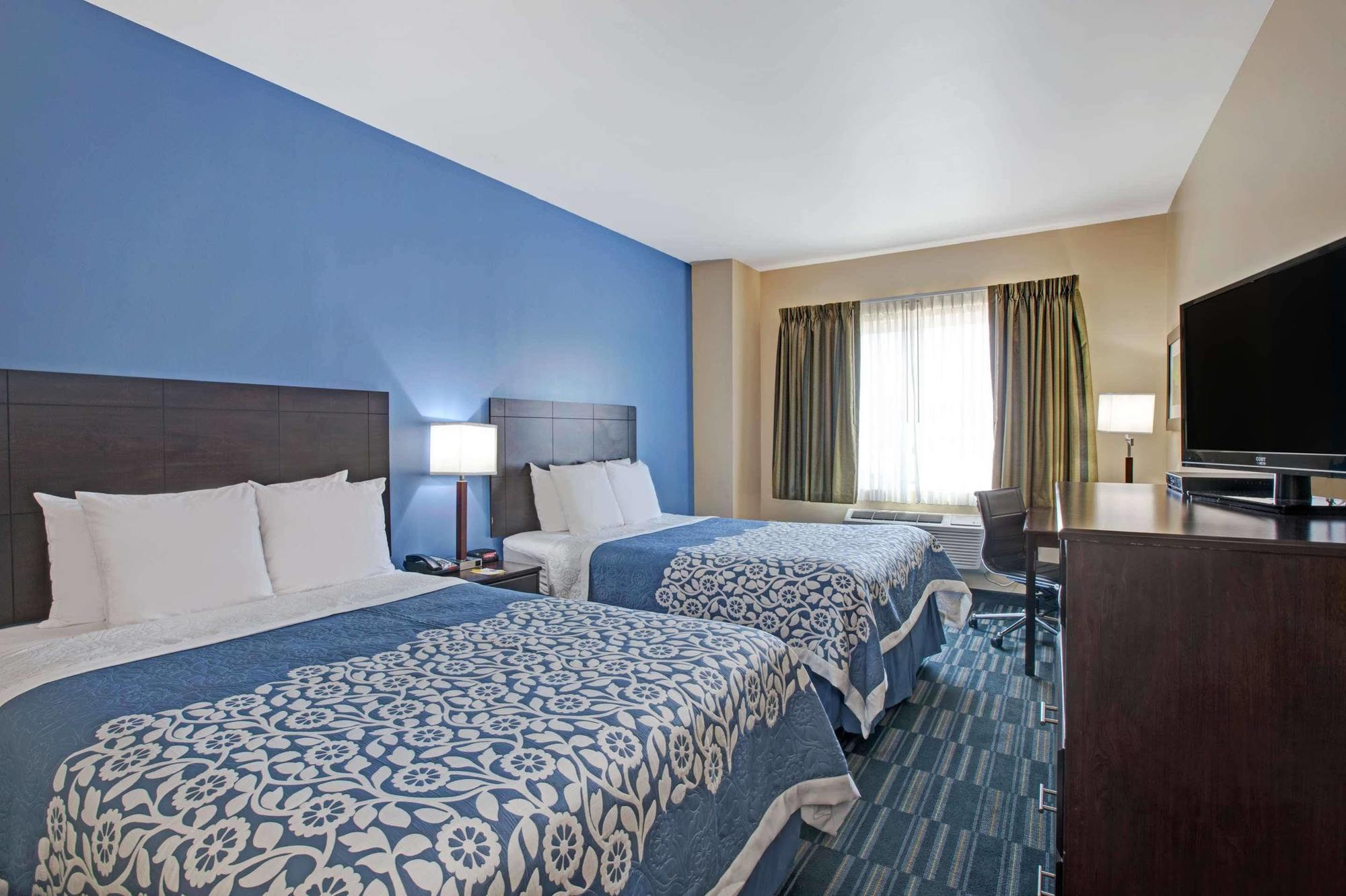 Days Inn & Suites By Wyndham Ozone Park/Jfk Airport New York Eksteriør billede