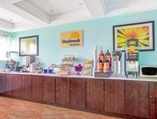 Days Inn & Suites By Wyndham Ozone Park/Jfk Airport New York Eksteriør billede