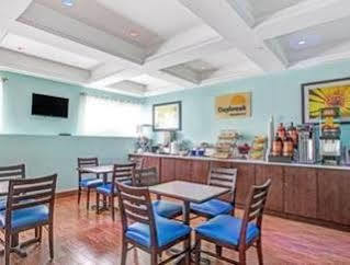 Days Inn & Suites By Wyndham Ozone Park/Jfk Airport New York Eksteriør billede